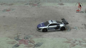 Rc Car Crushed Unter Puny Mules